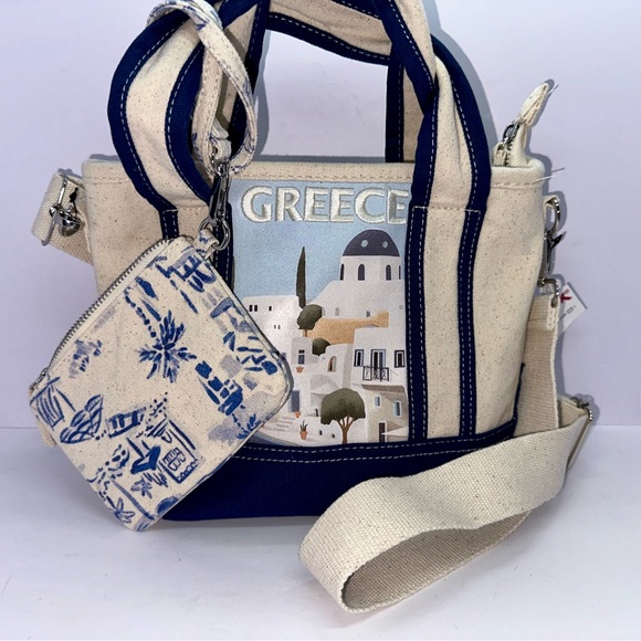 NWT C&C CALIFORNIA Greece Tote with Pouch - Picture 1 of 4